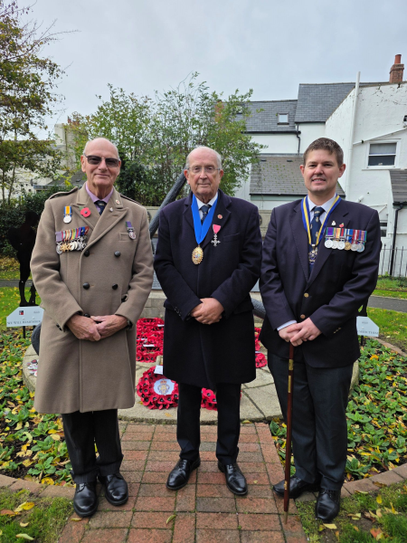 mayor of Lyme Regis Cllr Philip Evans MBE with Major Ian Marshall and Chairman Daniel Buckley